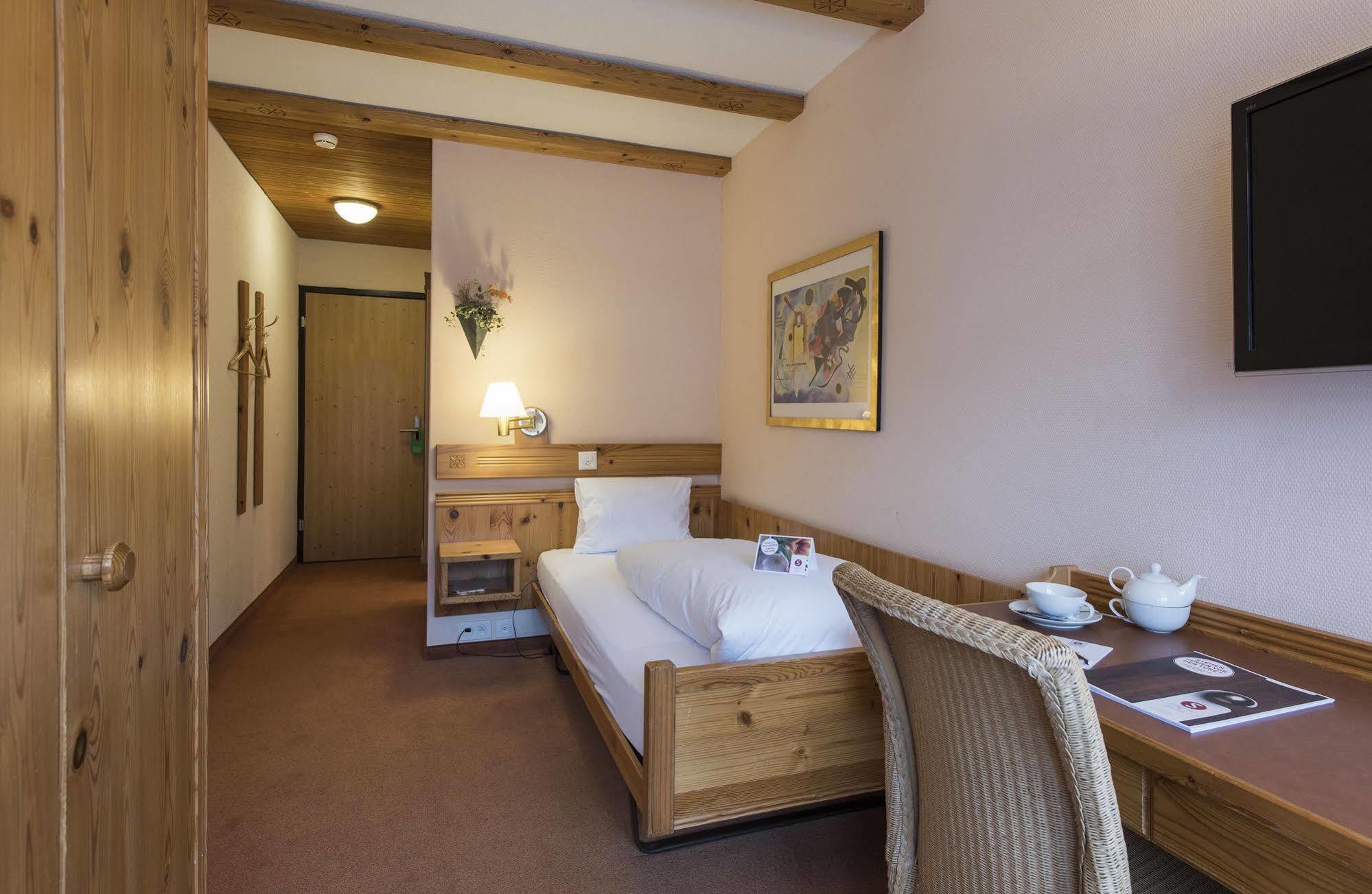 Sunstar Hotel Флимс Экстерьер фото